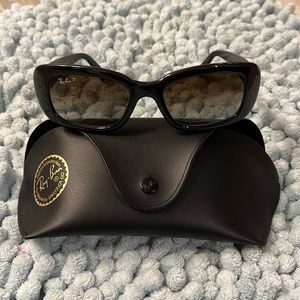 Ray-Ban black RB 4122 glasses